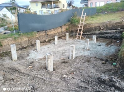 Rammed concrete piles for the foundation of a family house and swimming pool in Neslovice | 2025 Rammed concrete piles for the foundation of a family house and swimming pool in Neslovice | 2025